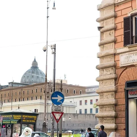 Casa Di Lella, A Due Passi Dal Vaticano Rome Exterior photo