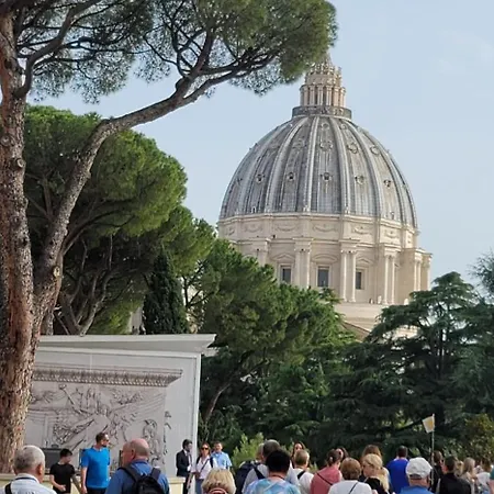 Casa Di Lella, A Due Passi Dal Vaticano Rome Exterior photo